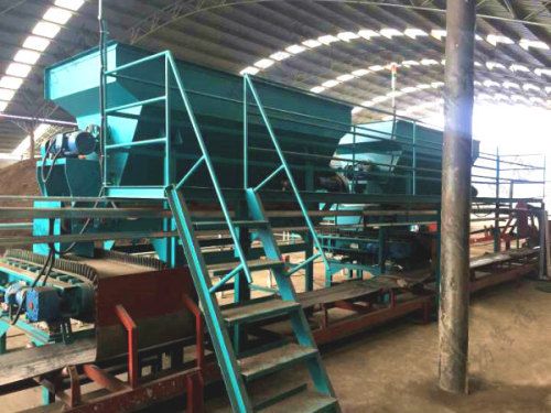 12万吨秸秆+菇渣基质(育苗土)