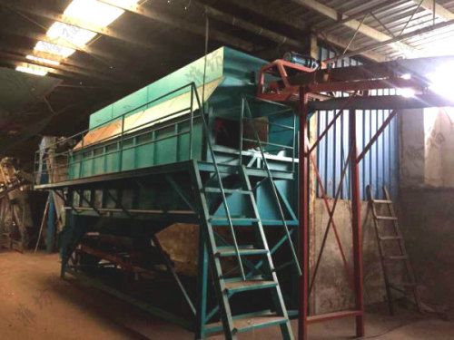 12万吨秸秆+菇渣基质(育苗土)